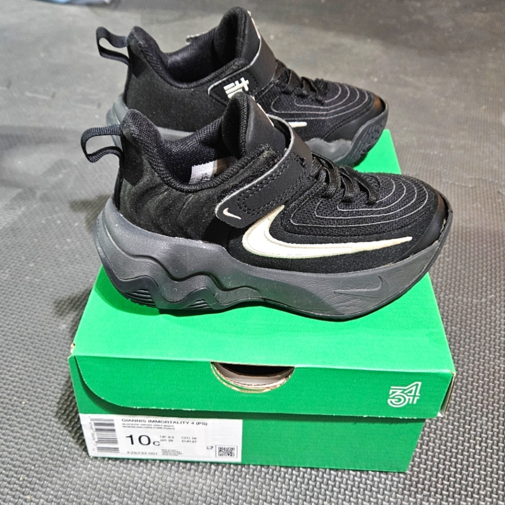 Nike Giannis Immortality 4 Athletic Shoes